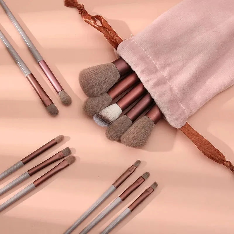 13-Piece Luxe Makeup Brush Set & Bag - Beauty Essentials